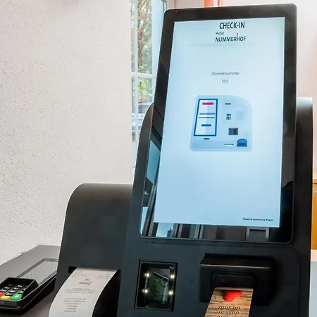 Mikro アパートホテル