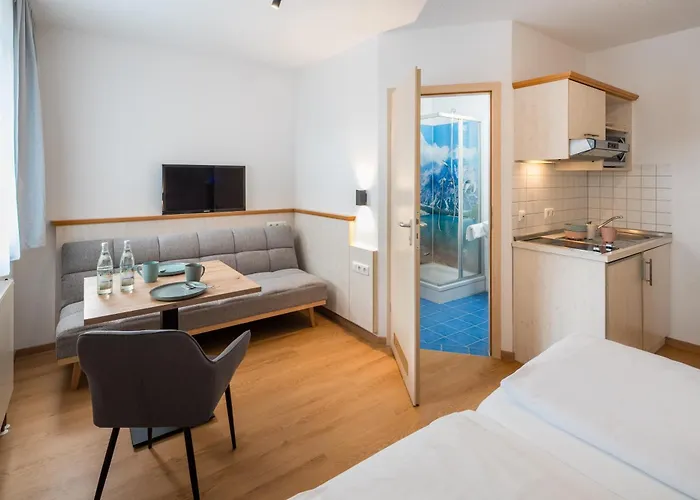 Mikro Ξενοδοχείο με διαμερίσματα 3*